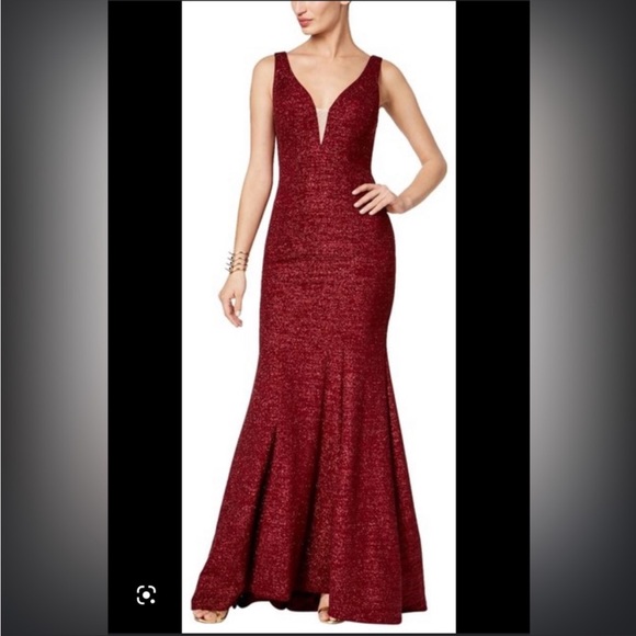 NWT David’s Bridal XSCAPE gown. Size 8 - Picture 1 of 16